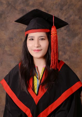 AMNA KHALEEQ